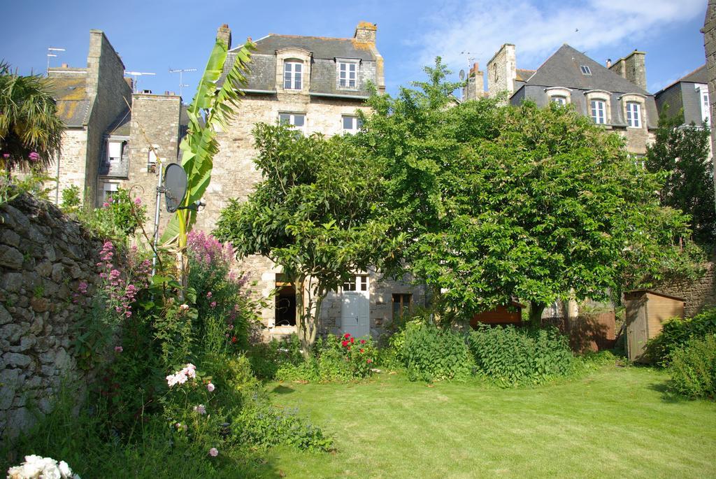 Appartement Des Remparts 迪南 客房 照片