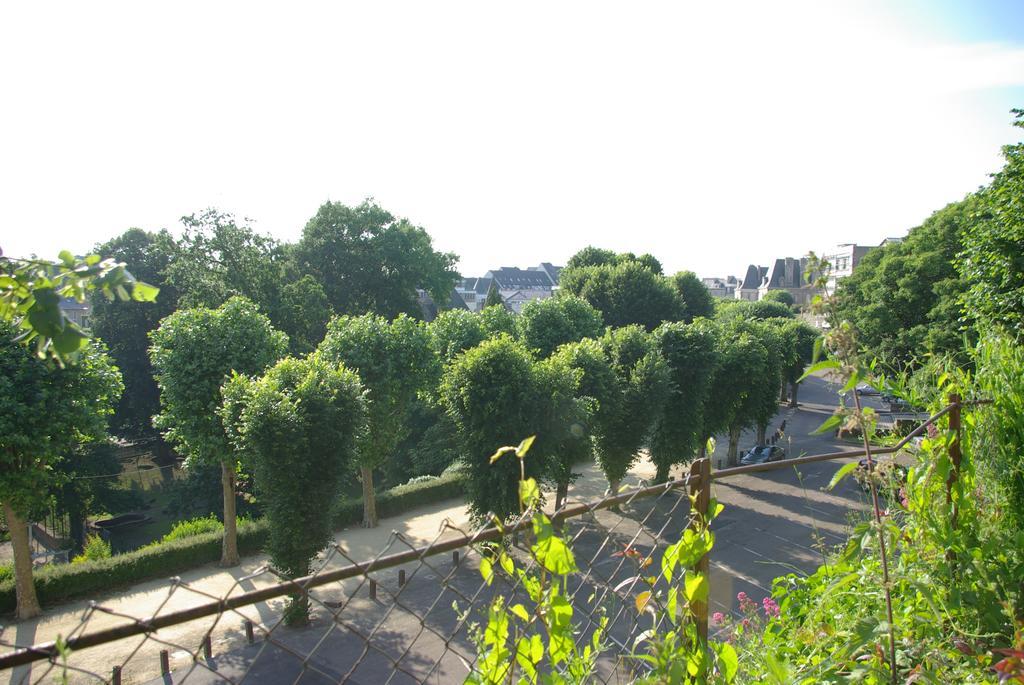 Appartement Des Remparts 迪南 客房 照片